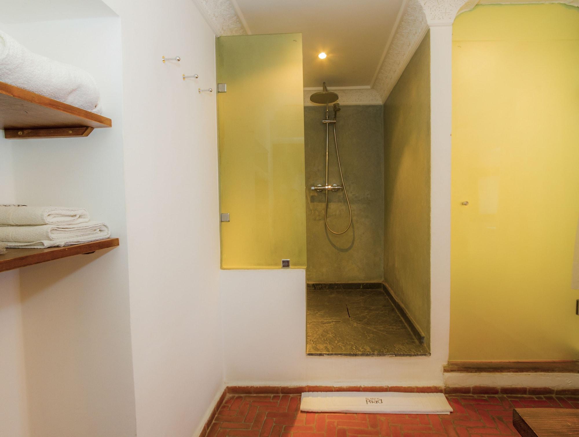 Hotel Blanco Riad Tetouan Exterior photo