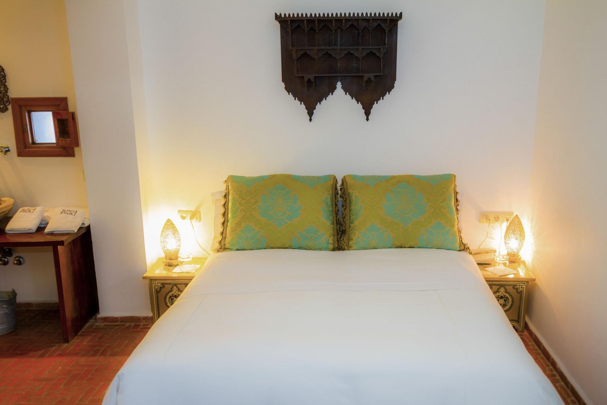 Hotel Blanco Riad Tetouan Exterior photo