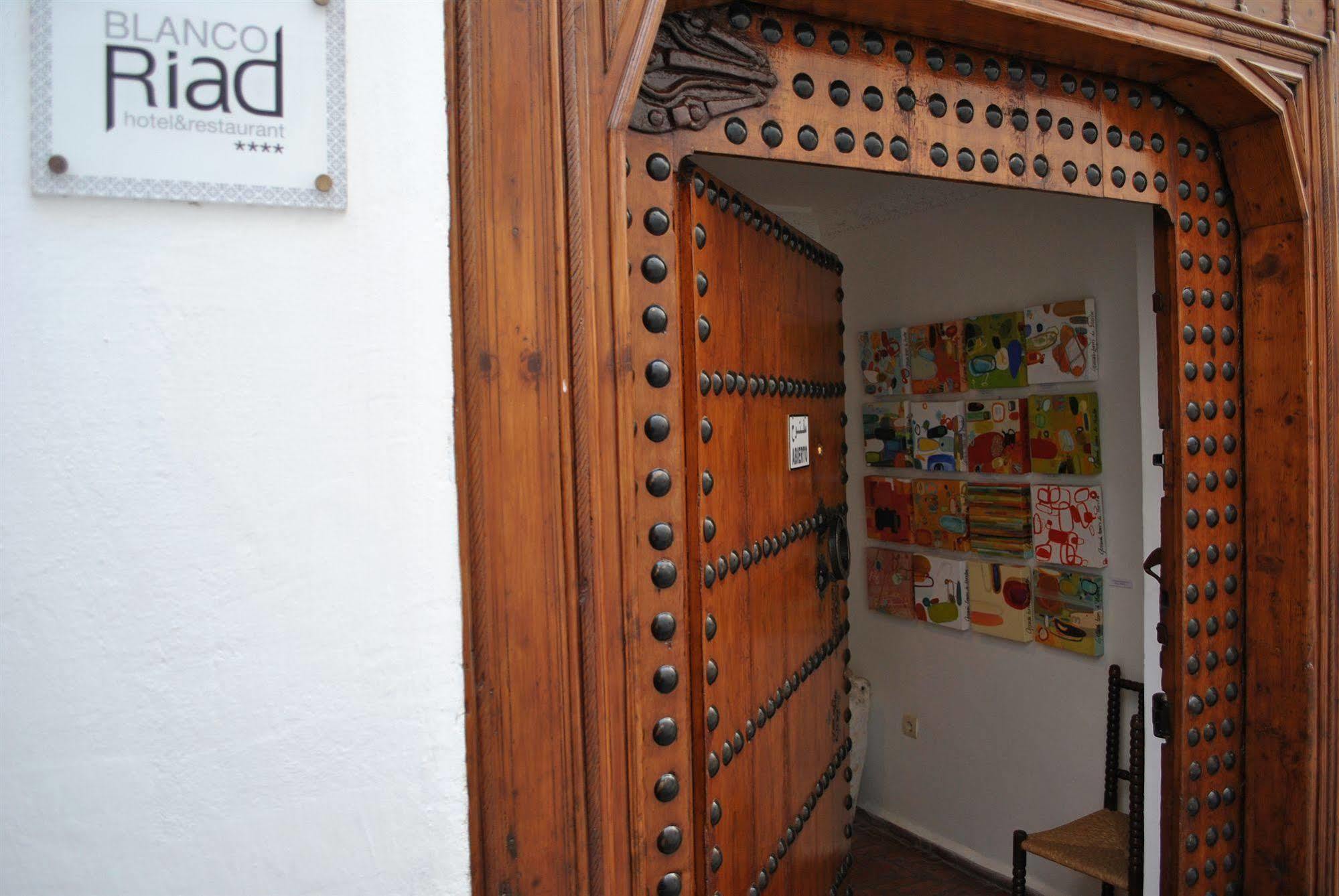 Hotel Blanco Riad Tetouan Exterior photo
