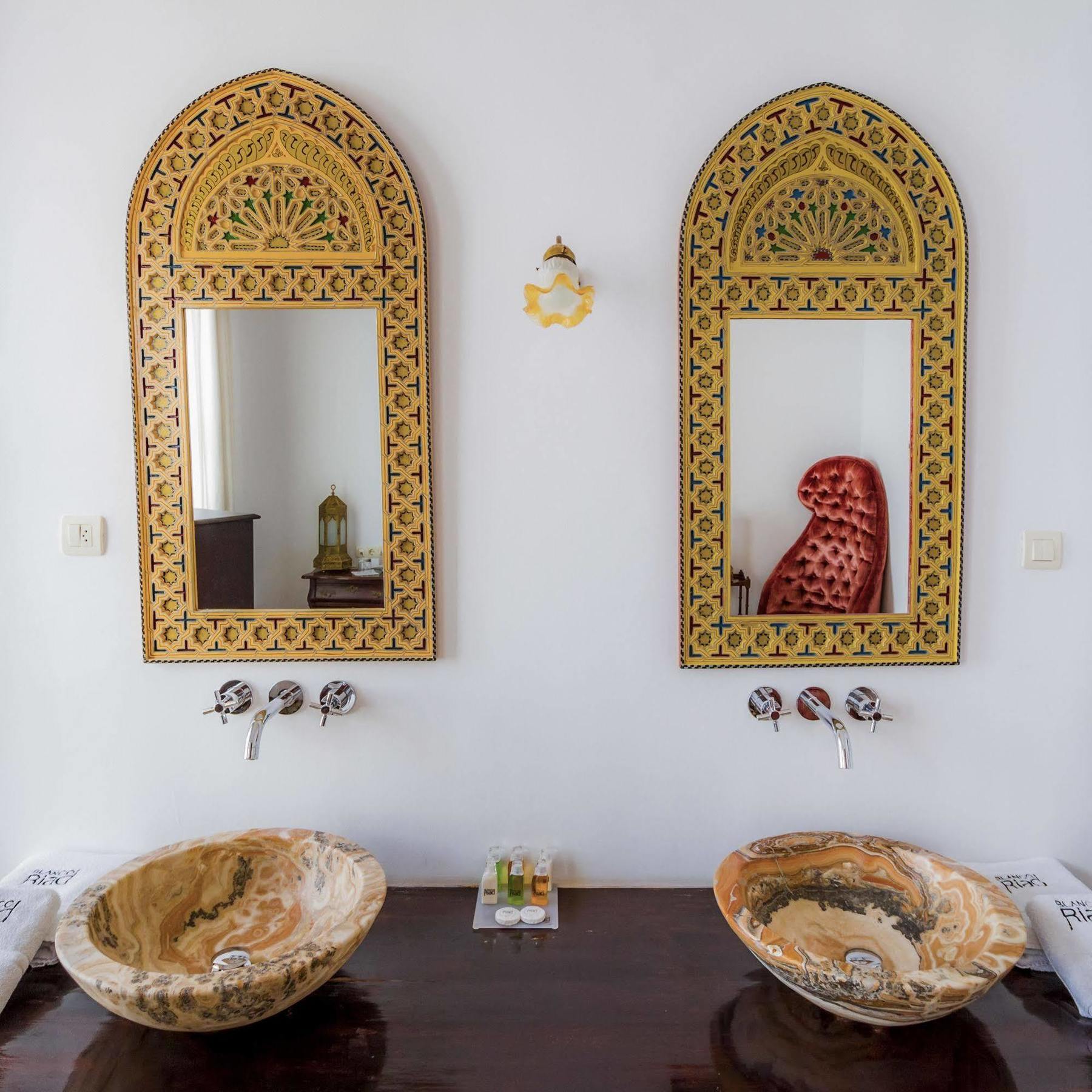 Hotel Blanco Riad Tetouan Exterior photo